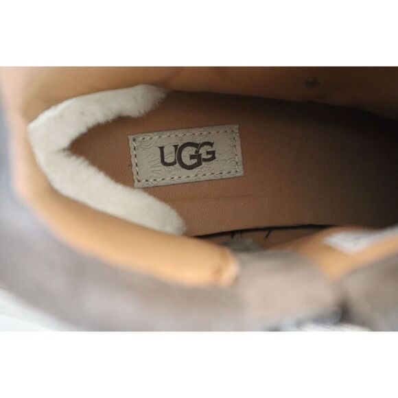 UGG 1019129 Woman’s Sz 5.5 Slate Soft Suede Reid Moccasin Booties - Picture 4 of 15